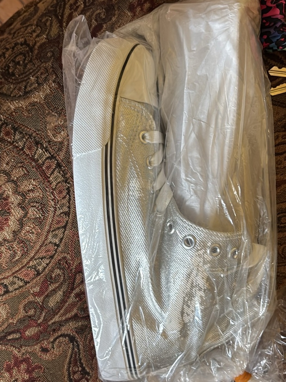 Silver Metallic Low-Top 👟 Off Brand Converse in Shimmer